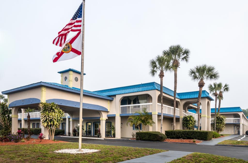 Quality Inn Tampa Lake Magdalene Dış mekan fotoğraf