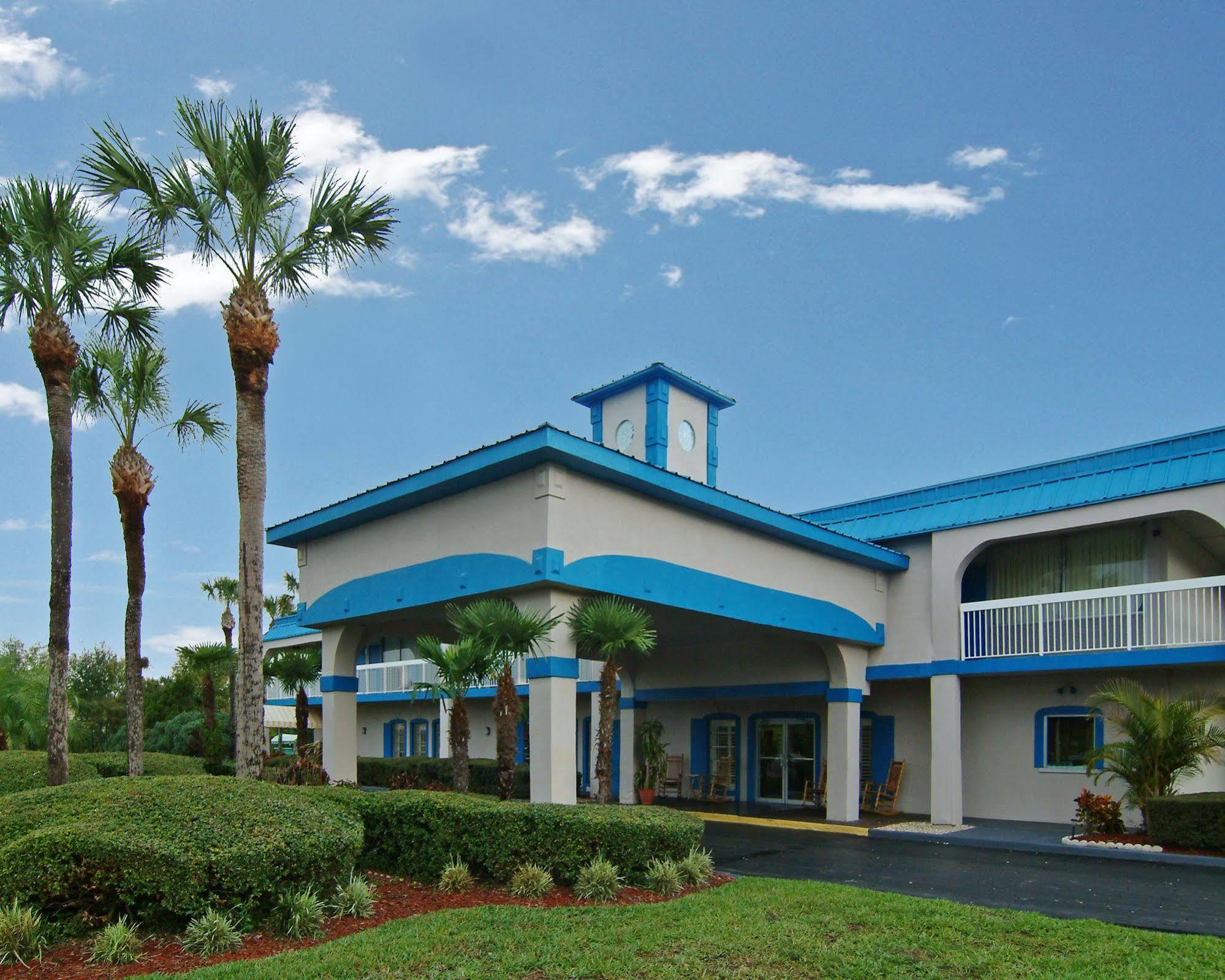 Quality Inn Tampa Lake Magdalene Dış mekan fotoğraf